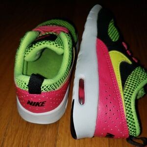 Child's/Toddler Nike Air Max Thea size 8c